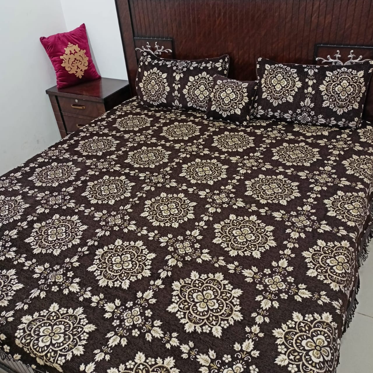 Velvet jacquard Bedsheet