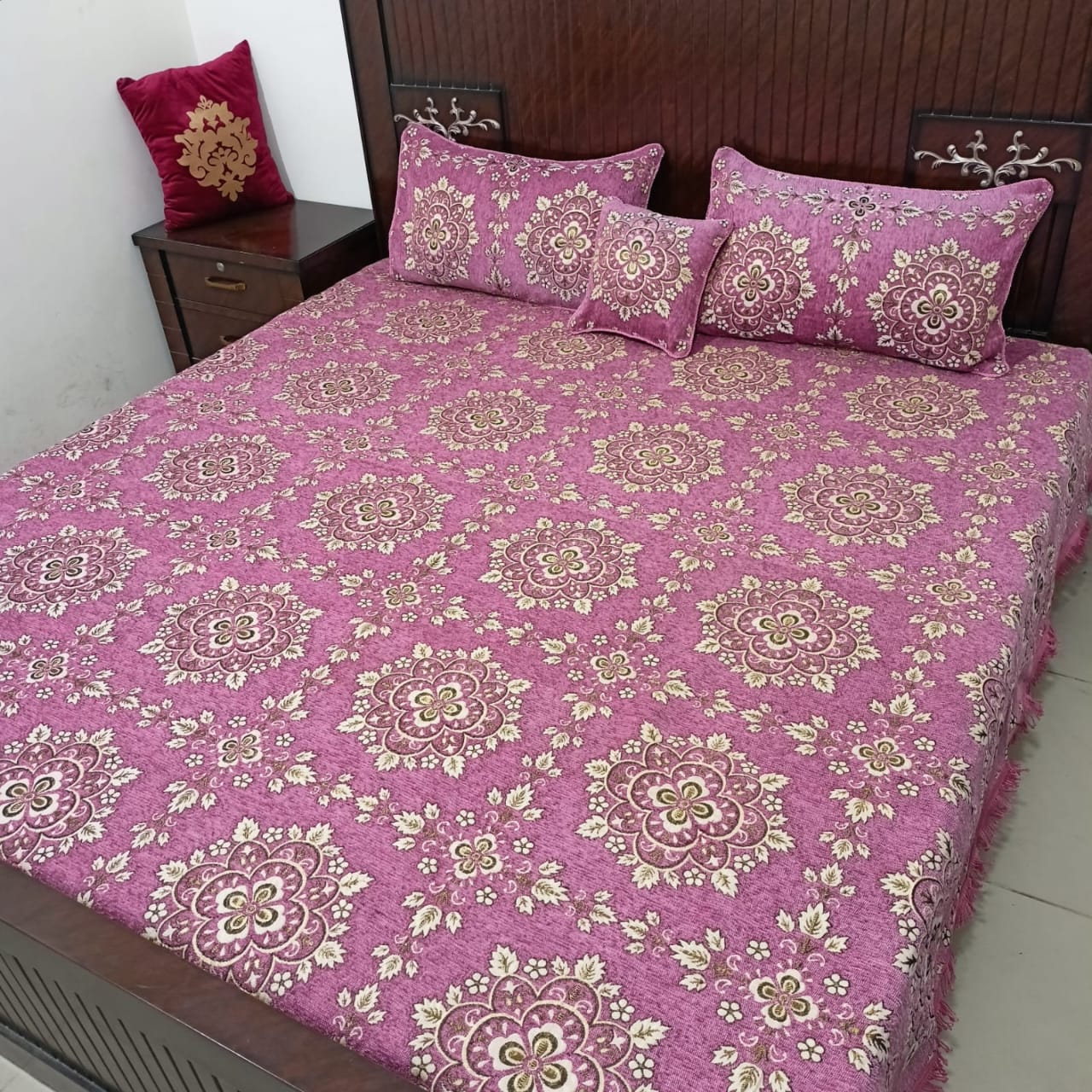 Velvet jacquard Bedsheet