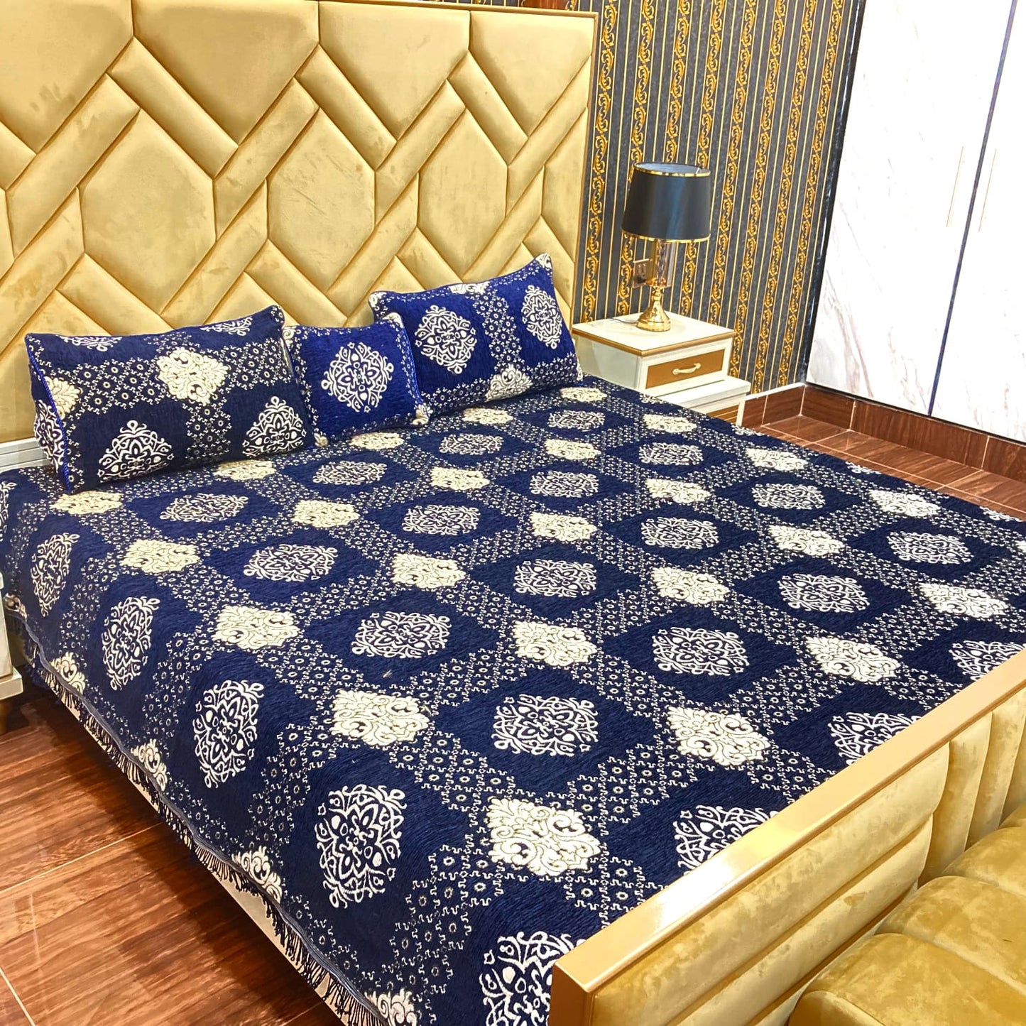 Velvet jacquard Bedsheet