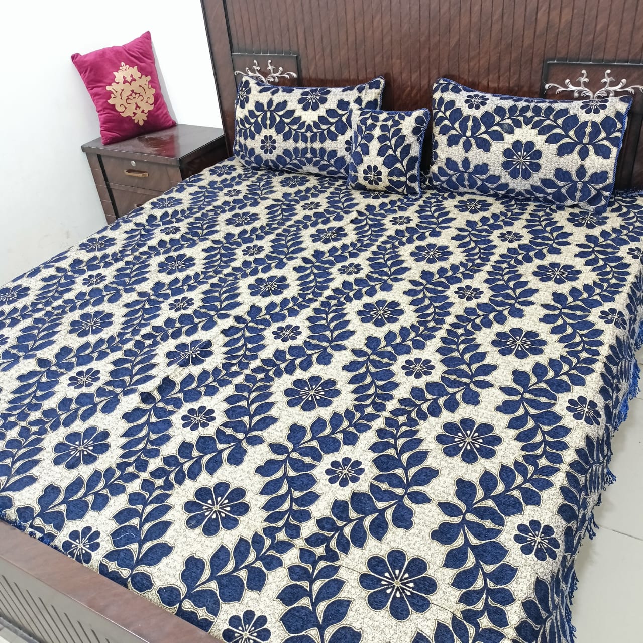 Velvet jacquard Bedsheet