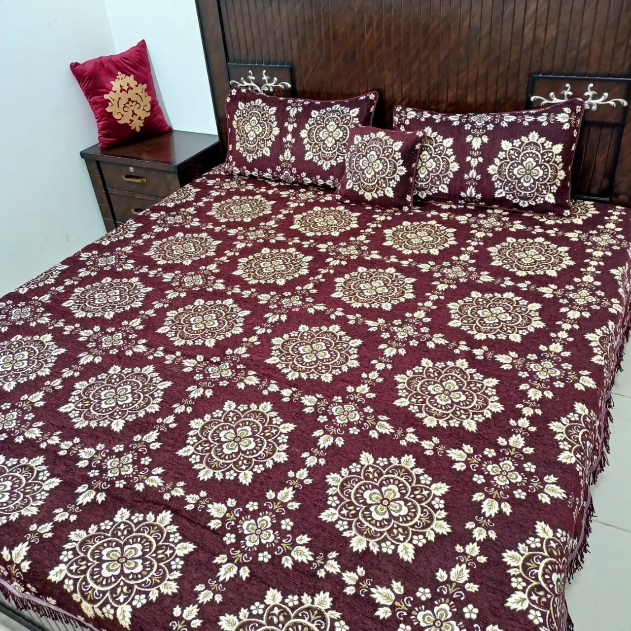 Velvet jacquard Bedsheet