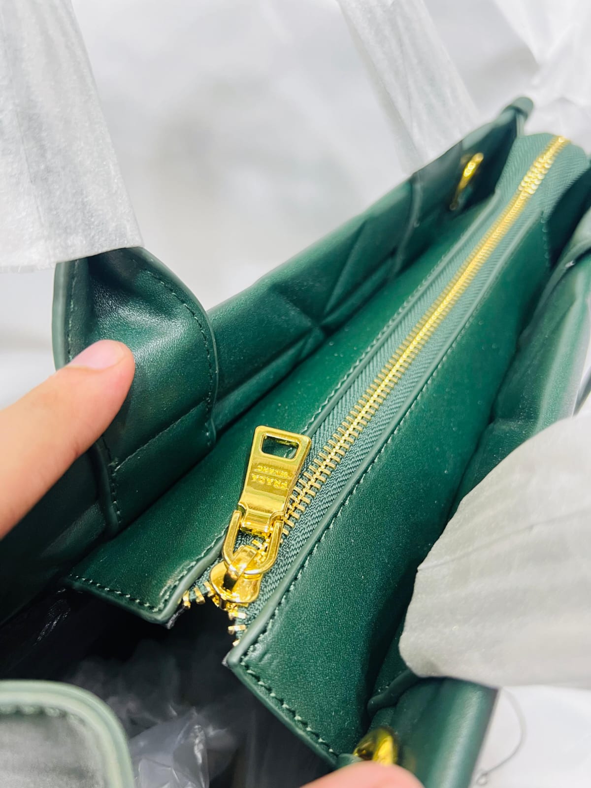 Parada Tote bag