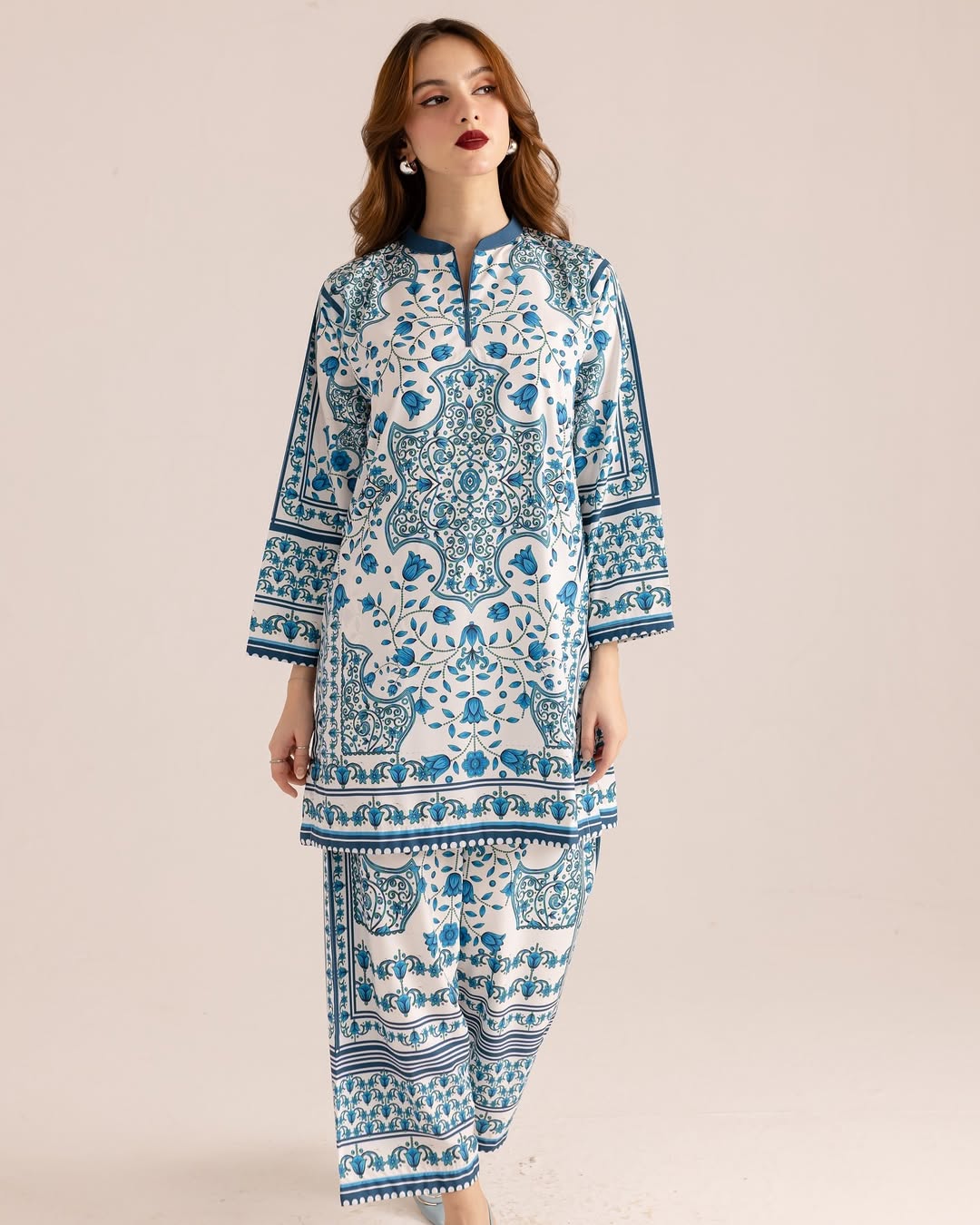KUBRA KHAN PLAZO DIGITAL PRINTED 2Pc