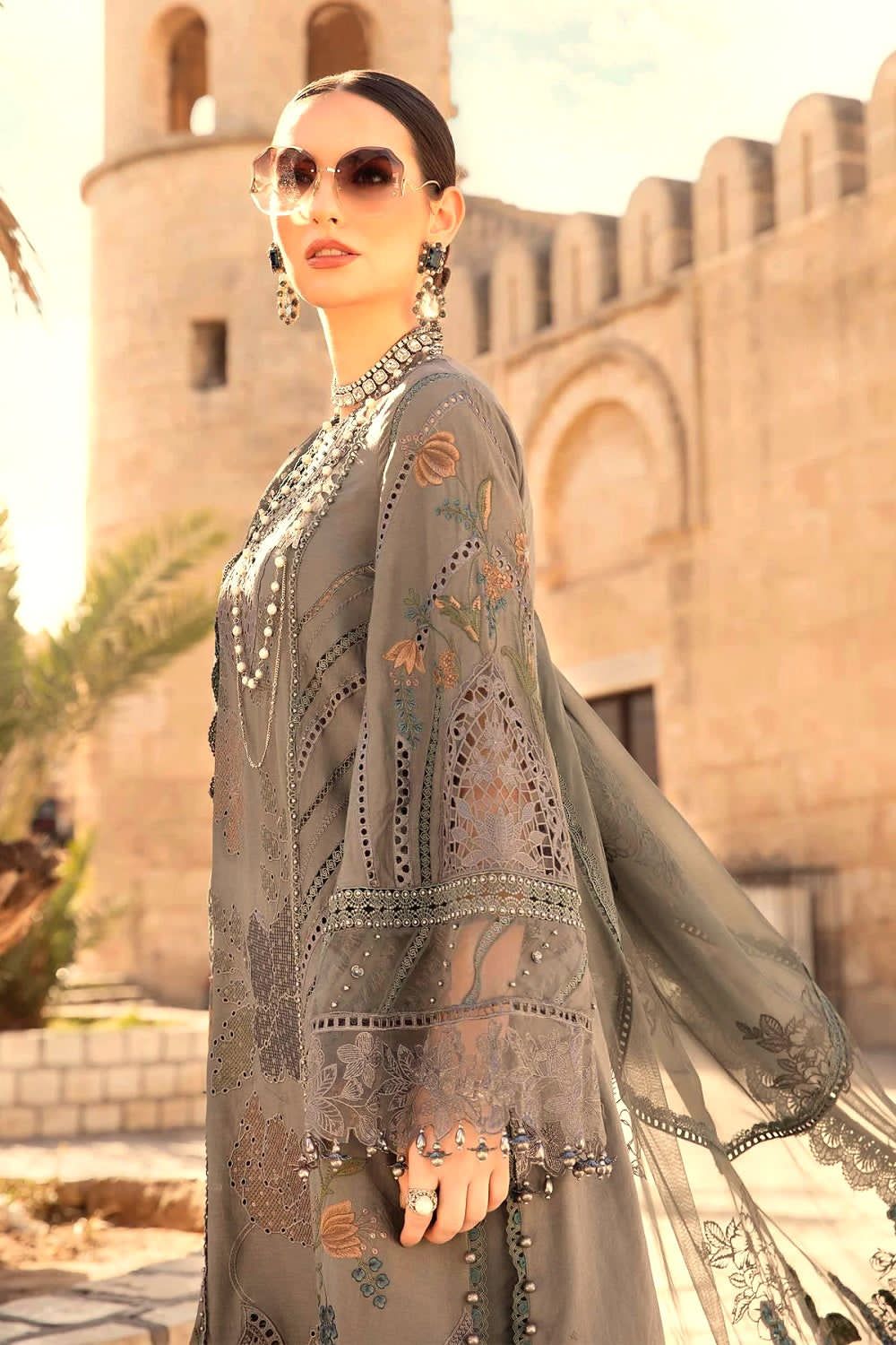 MARIA B LUXERY LAWN COLLECTION MBL-D-2406-B-24
