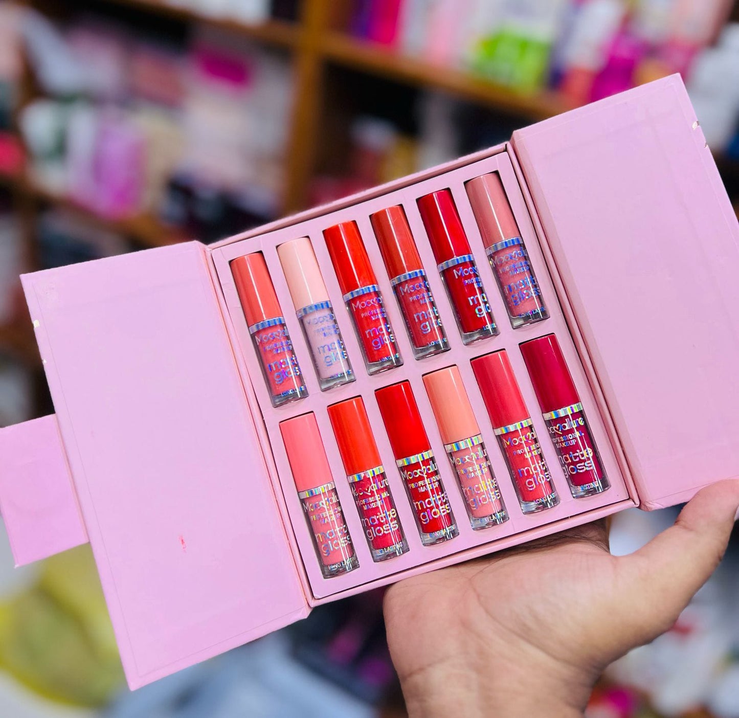 Mocallure Matte Gloss 12 Pcs Book Set