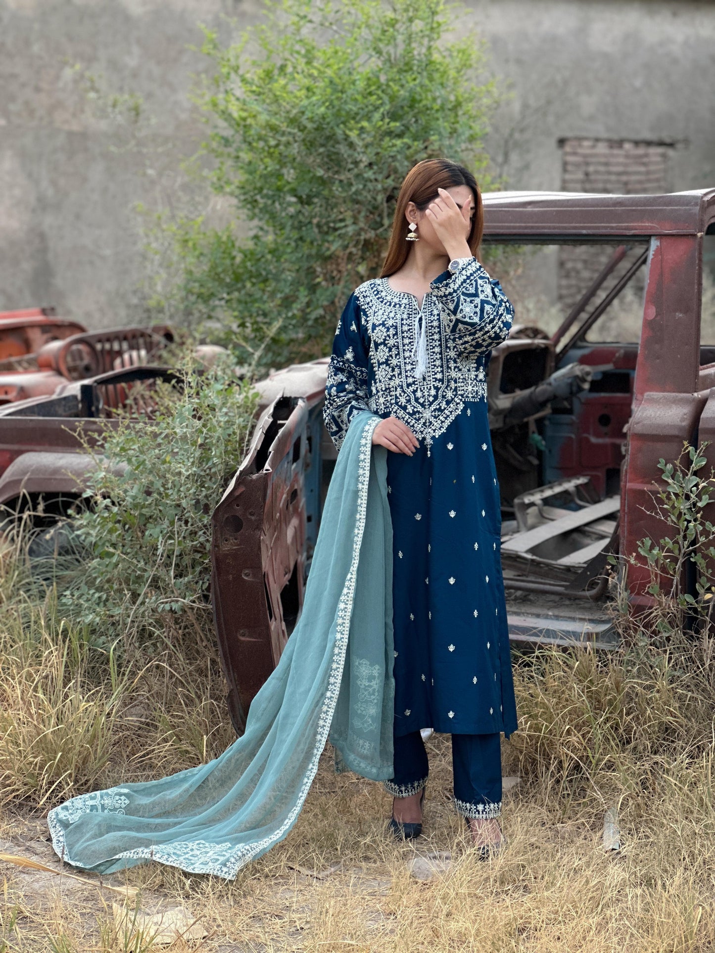 ZARA EMBROIDERY 3PC suite