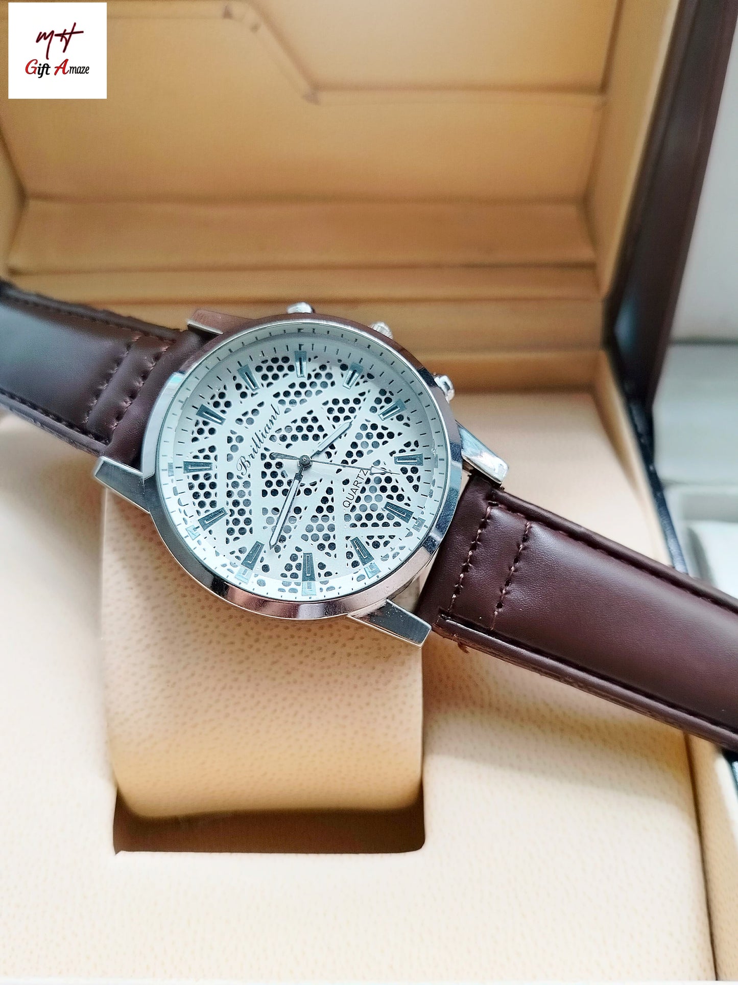 Leather strap men watch